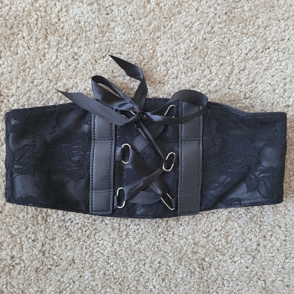 Gothic Black Lace On Vinyl Lace-Up Wide Belt With Elastic Back & Snap Closure
